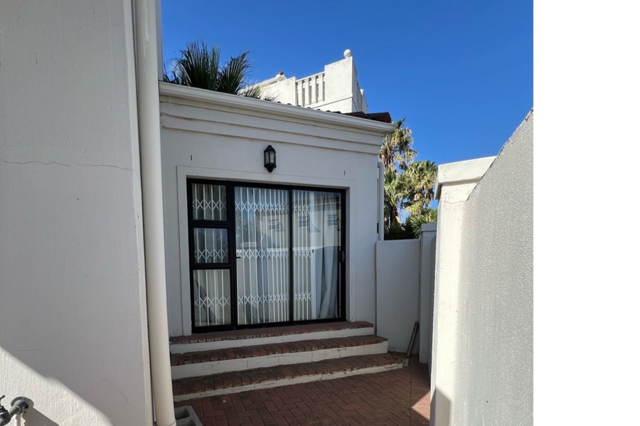 1 Bedroom Property for Sale in Parklands Western Cape
